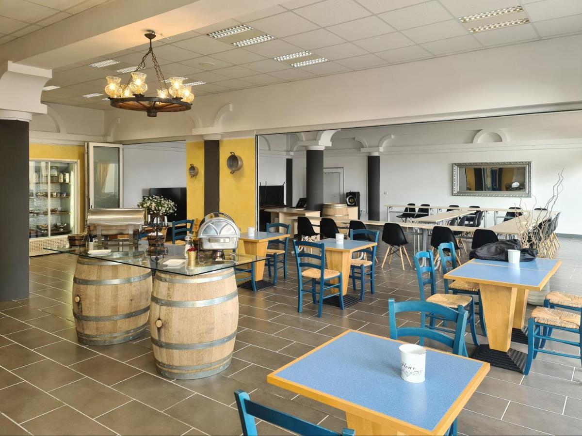 Hotel Stara Sola - Oleander Resort Korte المظهر الخارجي الصورة