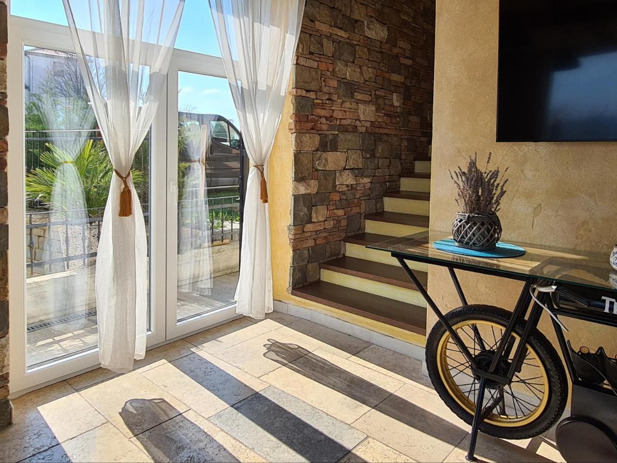 Hotel Stara Sola - Oleander Resort Korte المظهر الخارجي الصورة